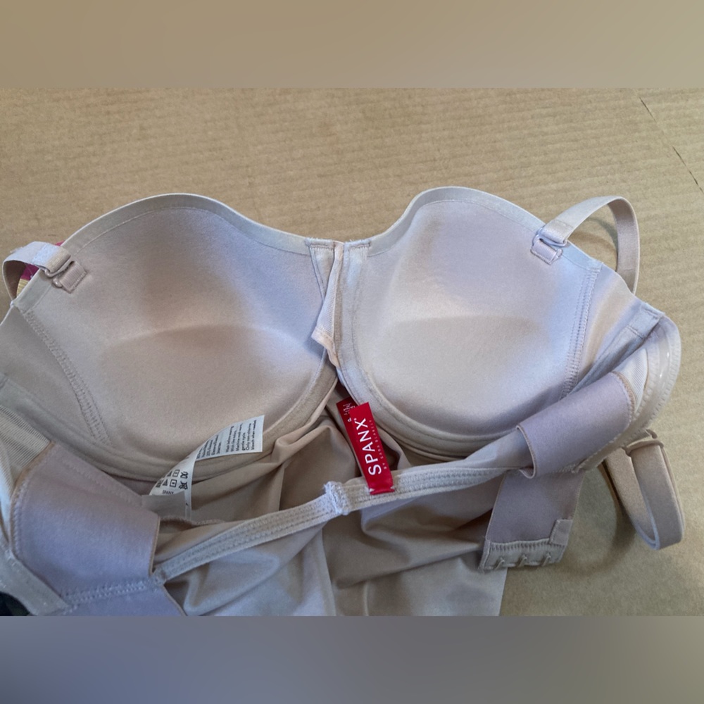 Spanx Suit Your Fancy Strapless Cupped Mid Thigh Bodysuit size S - Picture 6 of 16